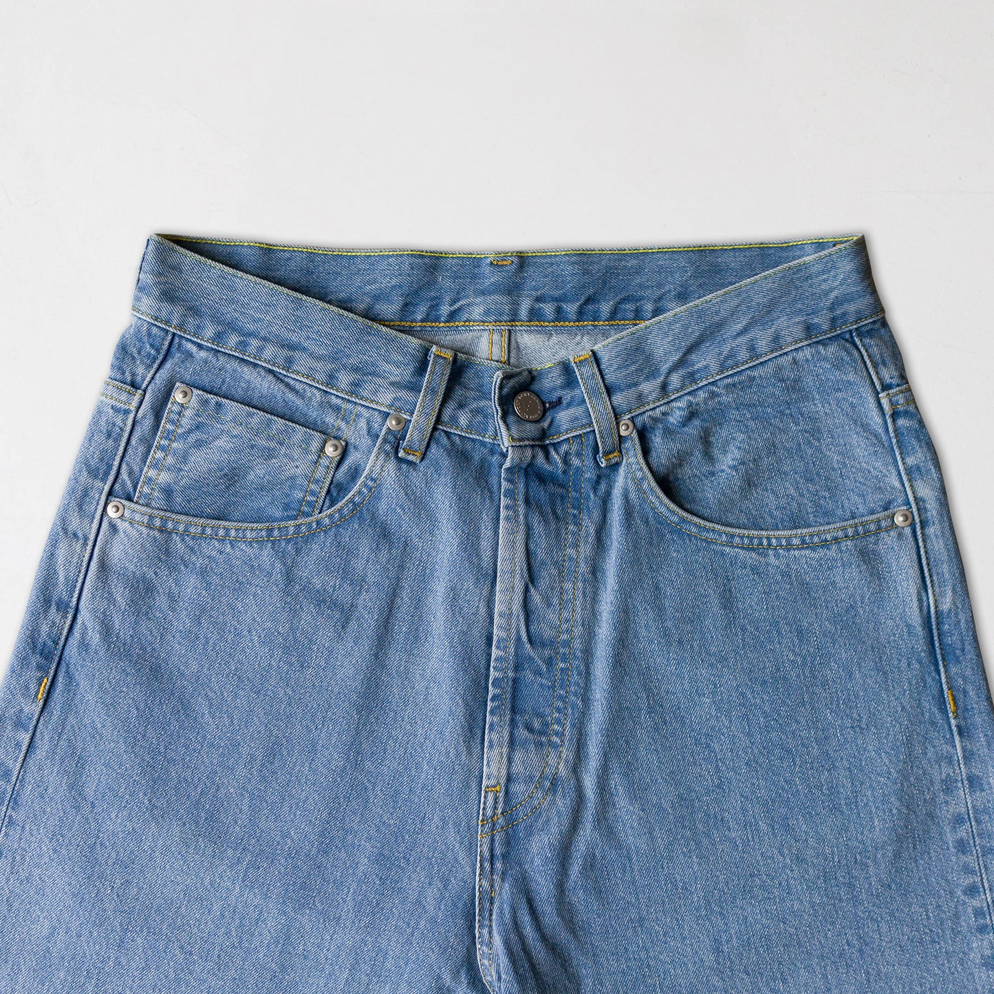 Jean loose tapered stonewash light