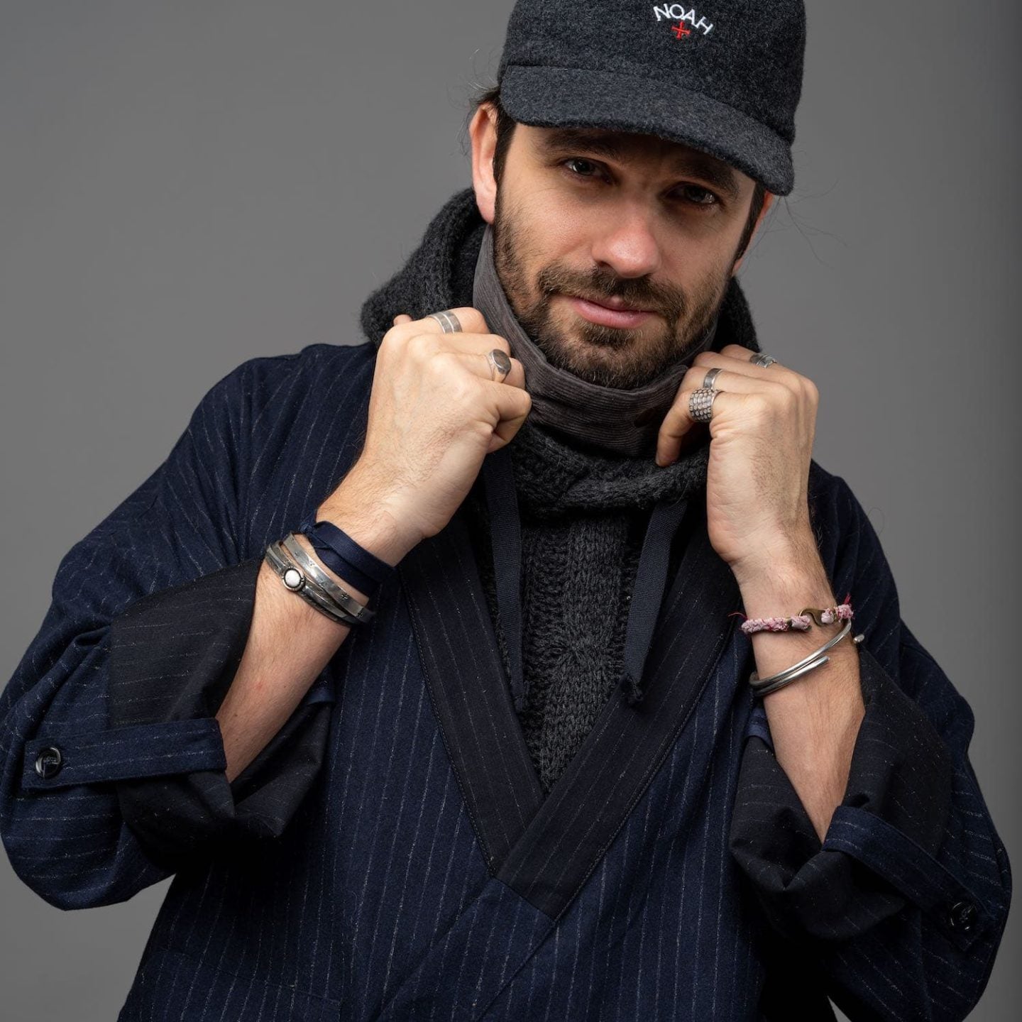 Intercollar gris anthracite